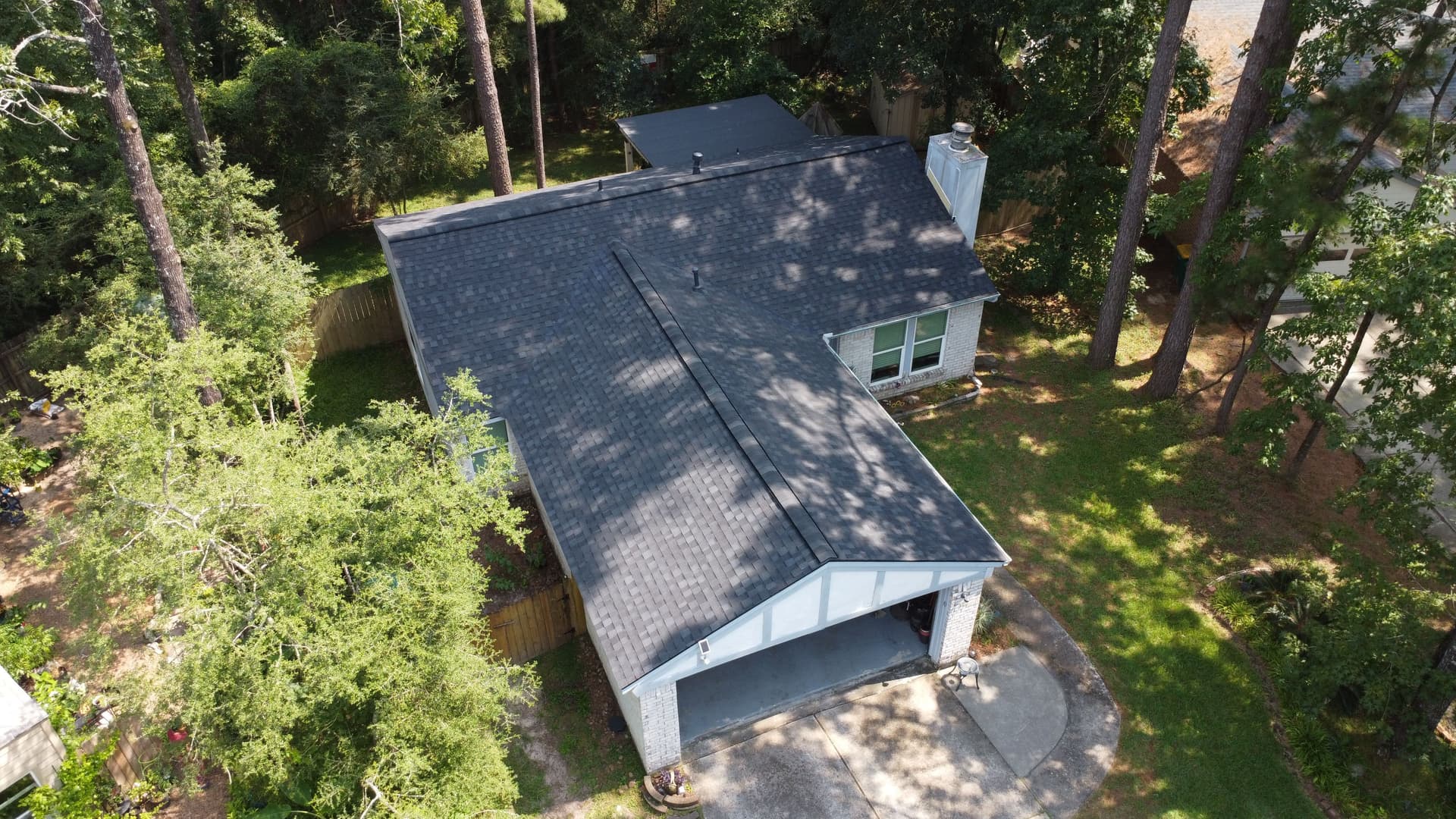 Gallery photos for Efficient Roof Overhaul with Titan XT Shingles in The Woodlands: Image #1