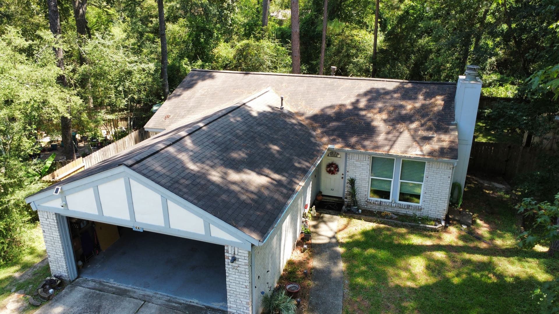 Gallery photos for Efficient Roof Overhaul with Titan XT Shingles in The Woodlands: Image #5