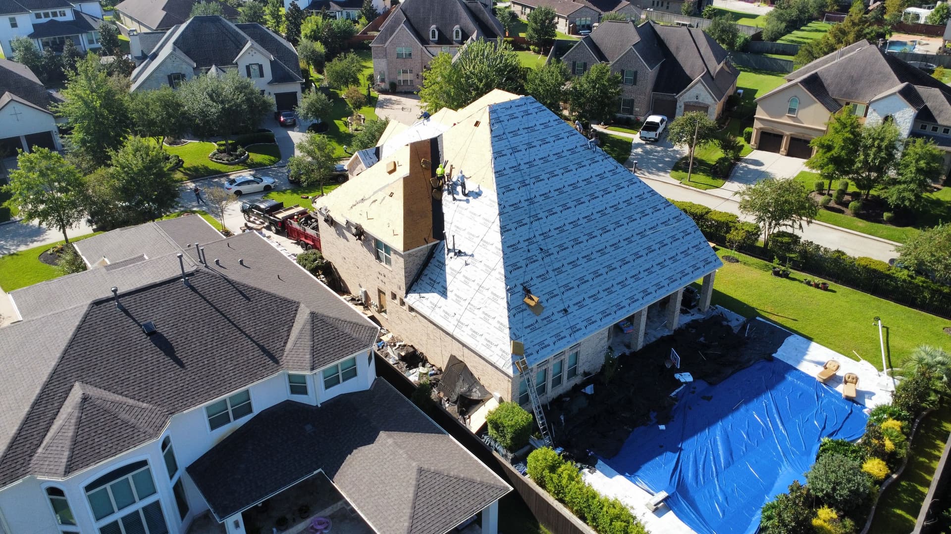 Gallery photos for Stunning Roof Transformation in Tomball Texas: Image #7