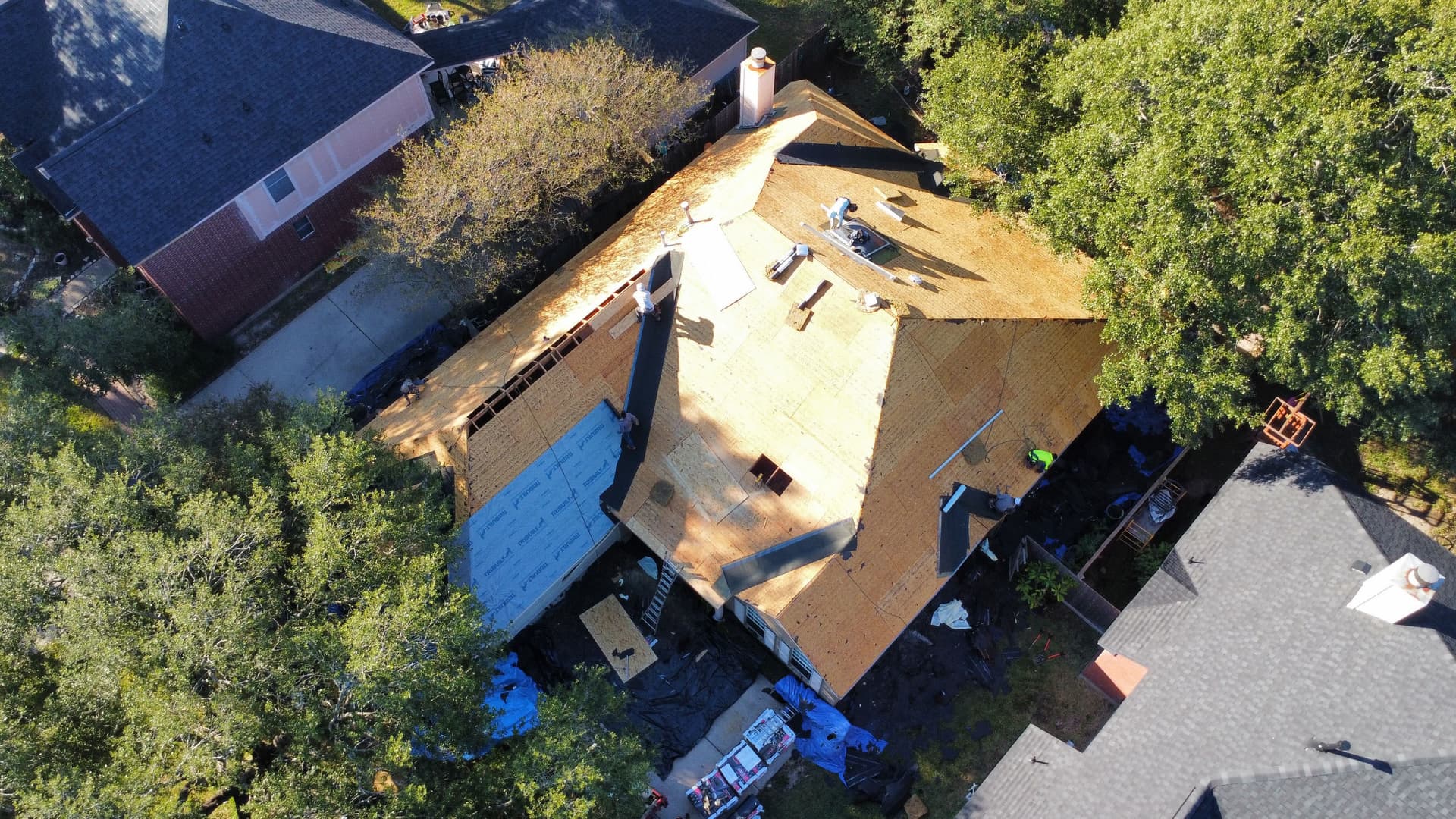 Gallery photos for High-Quality Roof Upgrade with Tamko Titan XT Shingles: Image #2