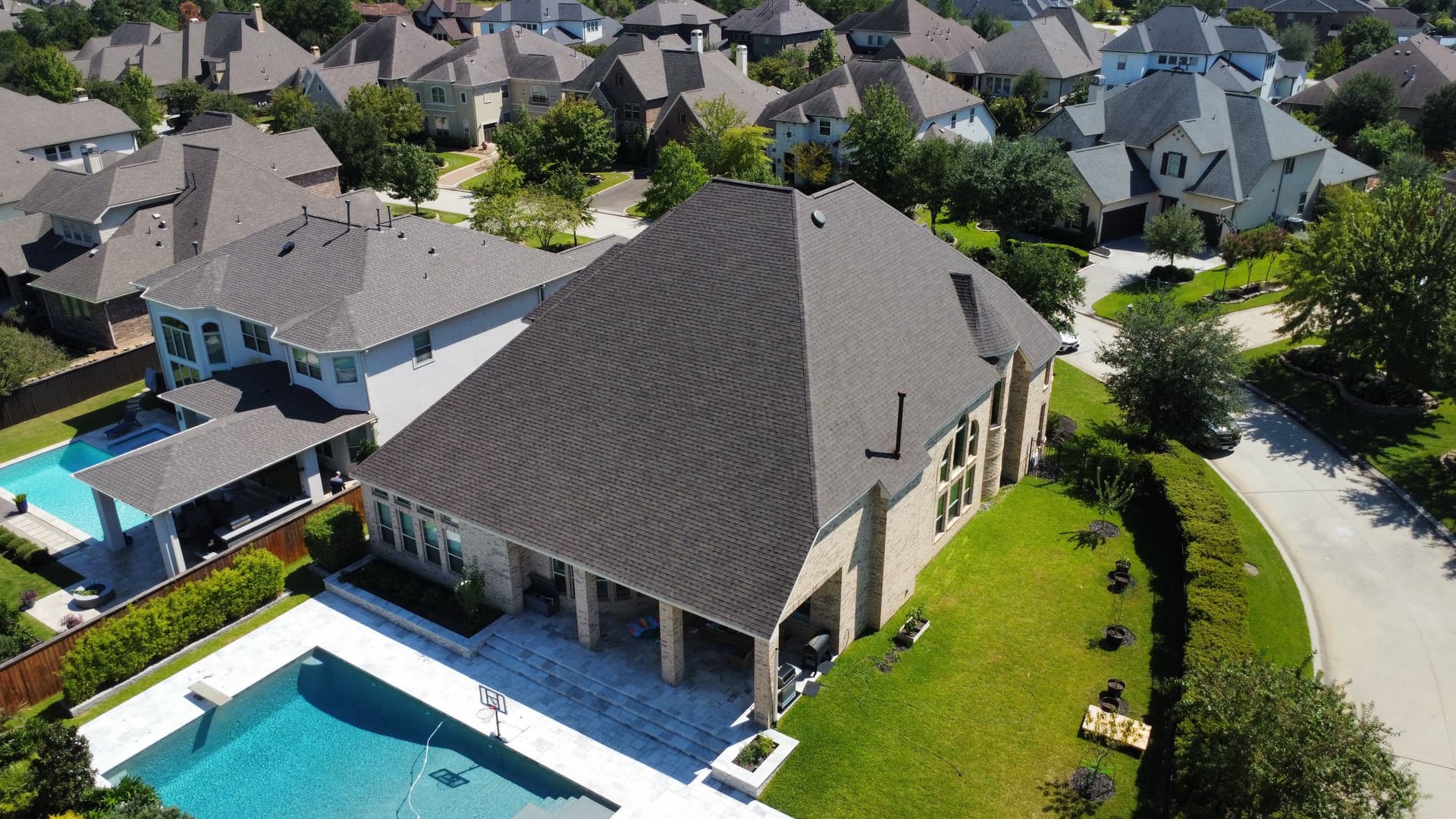 Gallery photos for Stunning Roof Transformation in Tomball Texas: Image #2